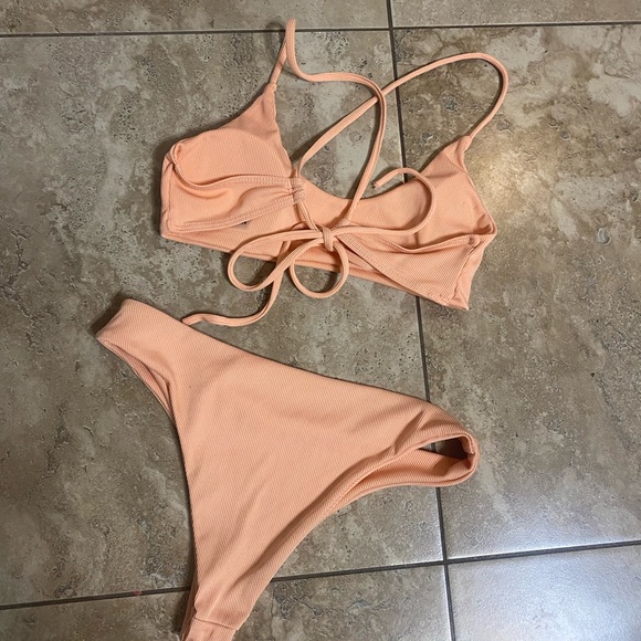 SHEIN RIBBED CORAL SWIMSUIT SZ MEDIUM - Picture 6 of 7